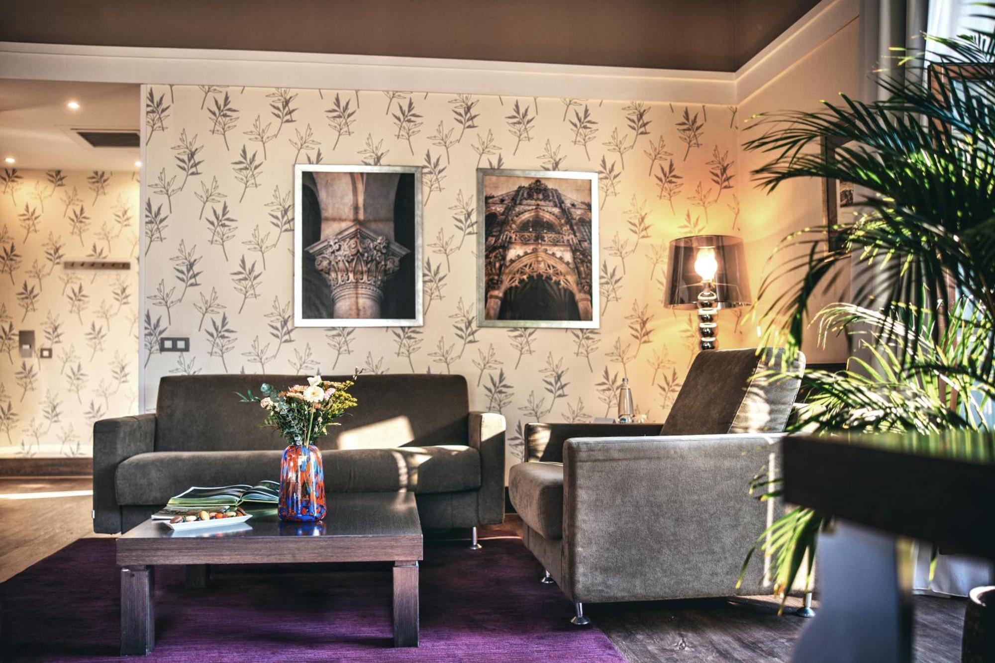 บาร์เซโล บรโน พาเลซ Hotel เบอร์โน ภายนอก รูปภาพ